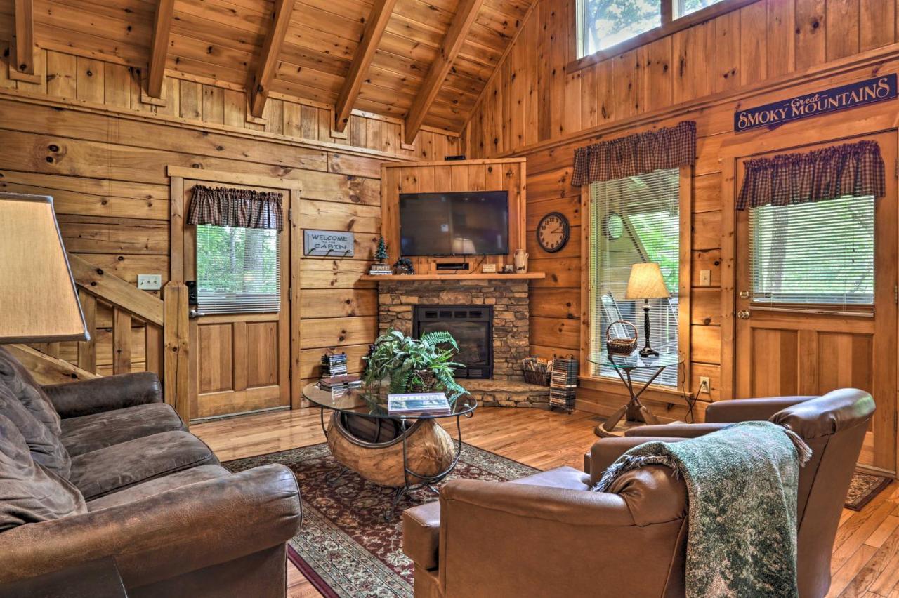 Gatlinburg Mountainside Escape With Deck And Hot Tub! Villa Exteriör bild
